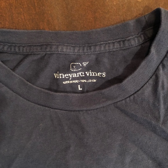 Vineyard vines long sleeve T shirt - Picture 3 of 4